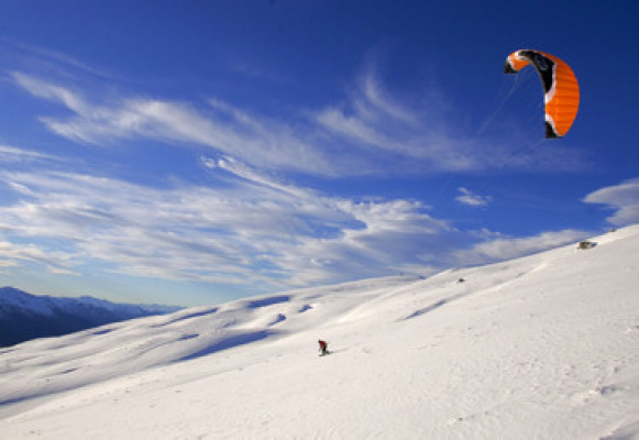 Snowkite