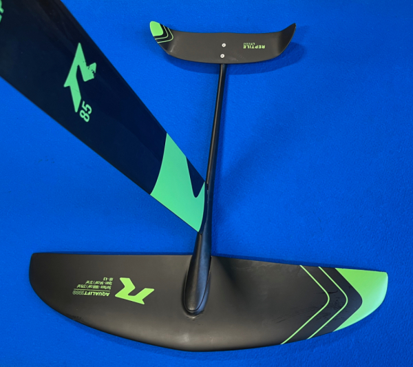 Reptile Foil Set Aqua Lift-1800 (Begagnad) i gruppen Foil / Wingfoil / Hydrofoil Wingfoil / Hydrofoil Begagnat hos Surfspot Sweden AB (24FOAL18_Beg)