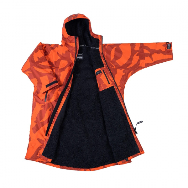 Dryrobe Advance long sleeve Mosaic Palm i gruppen Våtdräkt och tillbehör / Våtdräktstillbehör / Poncho och handdukar hos Surfspot Sweden AB (DAMOP)
