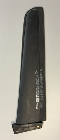 Select S1 53cm tuttlebox (Begagnad) i gruppen Windsurf / Fenor / Fynd och beg fenor hos Surfspot Sweden AB (S1-53-beg)
