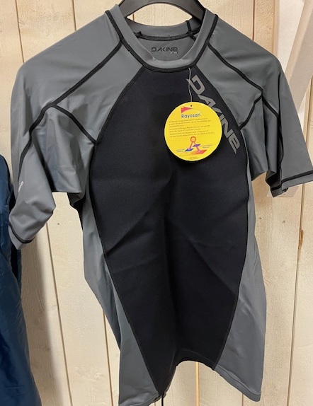 Dakine Insulator Herr Large (Restparti) i gruppen Våtdräktsprodukter / Underställ och rashguards / Underställ för värme hos Surfspot Sweden AB (dakiins-L)