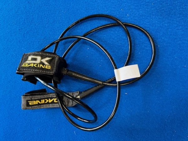 Dakine Leash 7 fot (begagnad) i gruppen Vågsurf / Tillbehör Vågsurf, Skim- och Bodyboard / Leash för vågsurf hos Surfspot Sweden AB (dakineleash)