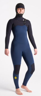 C-Skins NuWave Solace 5:4:3 Womens Hooded Steamer