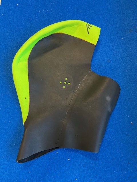 Marlin huva ca M (Begagnad) i gruppen Våtdräktsprodukter / Våtdräktstillbehör / Huvor och beanies hos Surfspot Sweden AB (marlin)