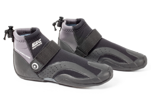 NP 3K Low Cut Round Toe 3mm (Restparti), endast 35 36/37 och 47 kvar i gruppen Våtdräktsprodukter / Våtdräktstillbehör / Våtdräktskor hos Surfspot Sweden AB (np3Klc)