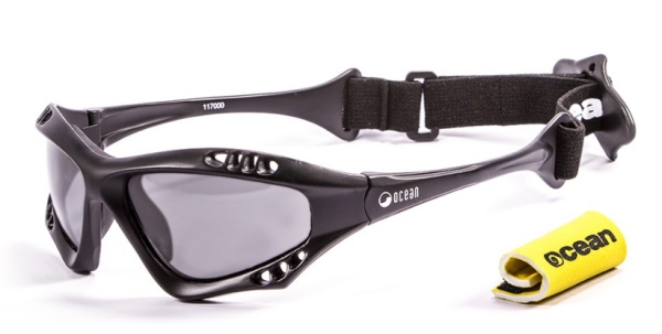 Ocean Australia matte black glasögon för vattensport i gruppen Vindsurfing / Tillbehör vindsurf / Solglasögon hos Surfspot Sweden AB (oceanaumattb)