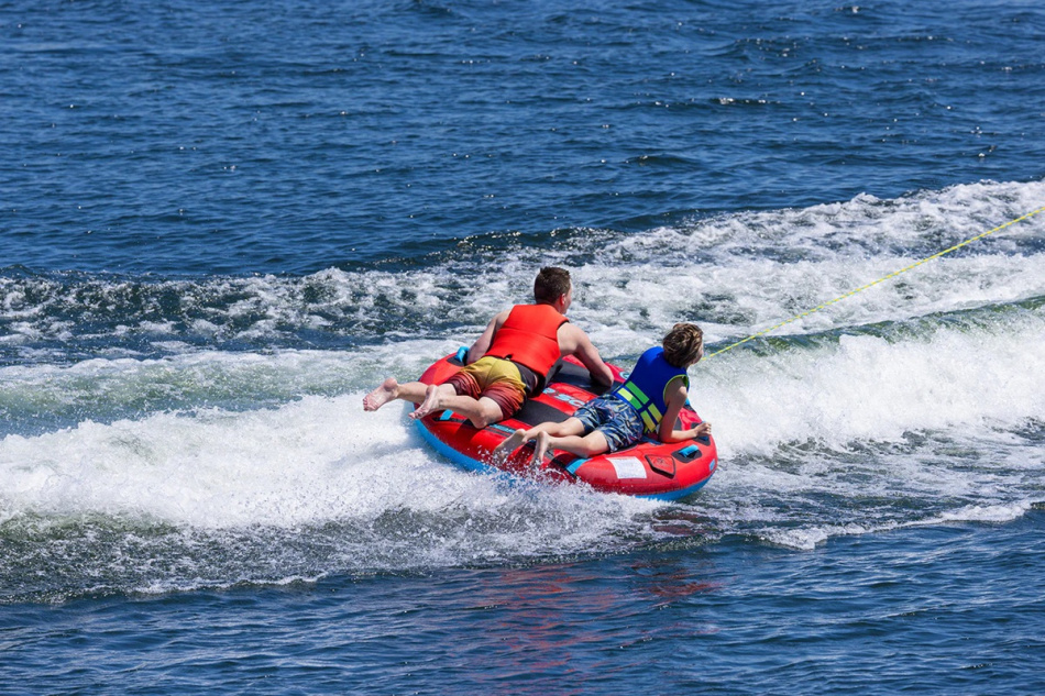 Obrien Superscreamer tube Red Blue