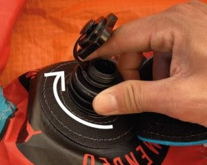 Freewing/Airush inflate/deflate black screw valve