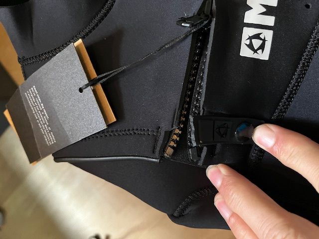 Mystic Star Fzip 4/3  Black Medium (B-sortering)