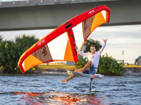 AFS Fire Wingfoilbräda 112 liter (Begagnad), ej fri frakt på denna vara