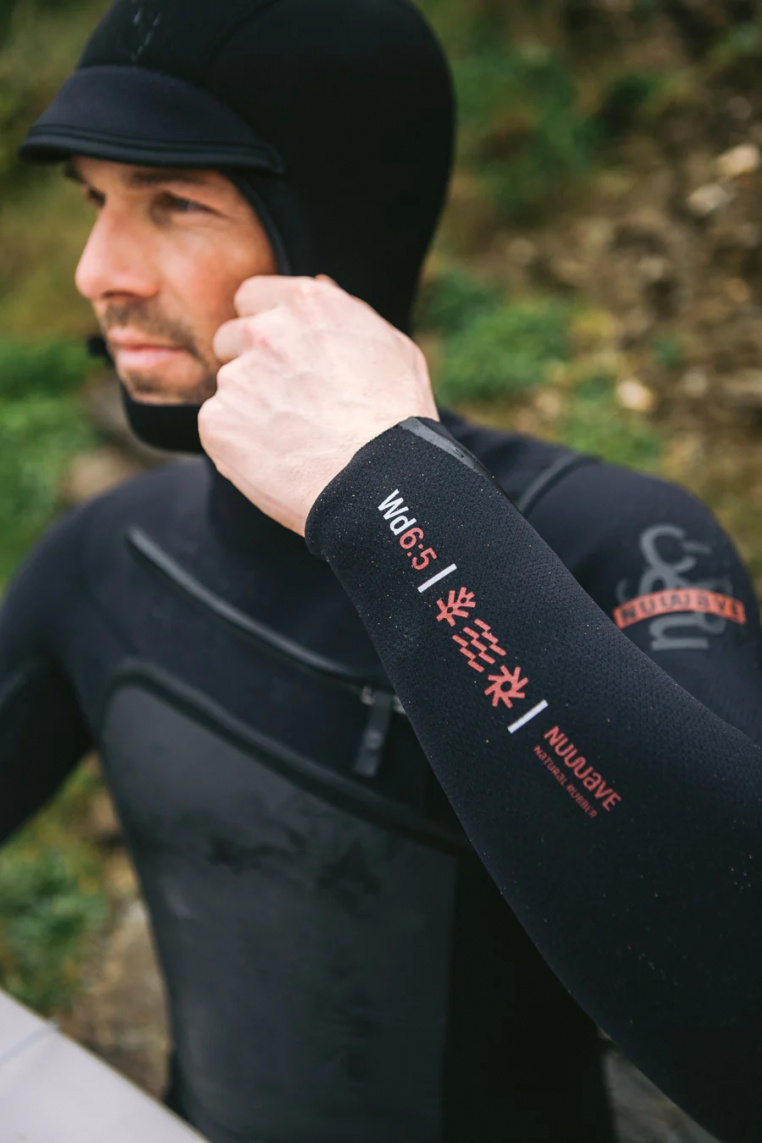 C-Skins NuWave Wired+ LQS Hooded 6/5 stl LT (med liten anmärkning)