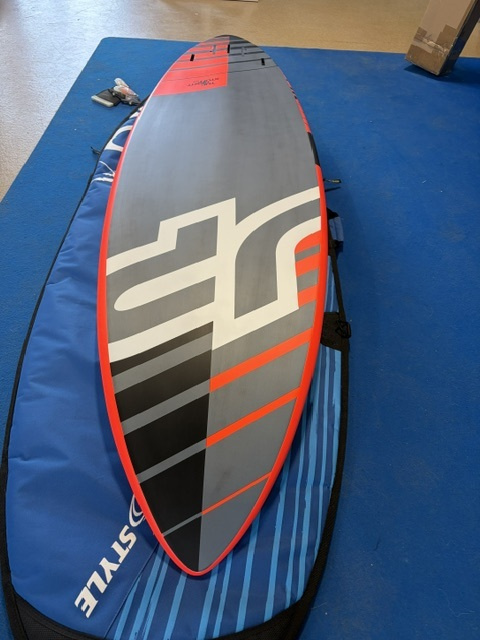 JP Thruster Quad 76l 2016 inkl boardbag och fenor (beganad), ej fri frakt