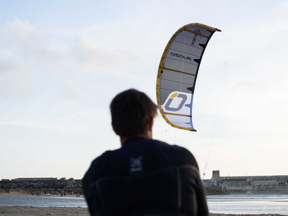 Ozone Vortex Ultra-X Kite Only with Technical Bag