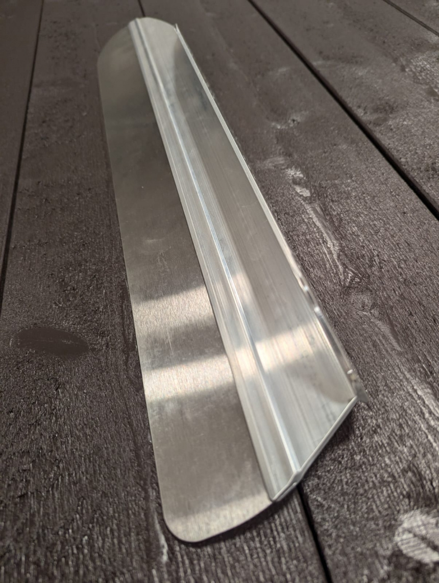 The Wingsk8 v4 med v1 bindning (Skridsko för segling)