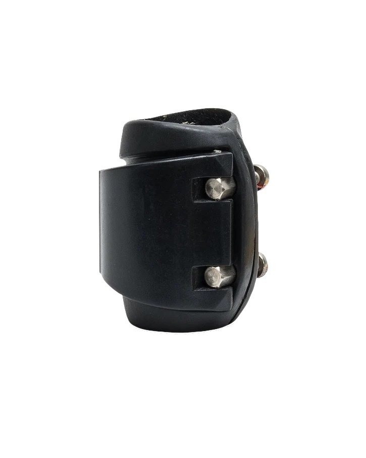 Chinook clamp for oval paddle