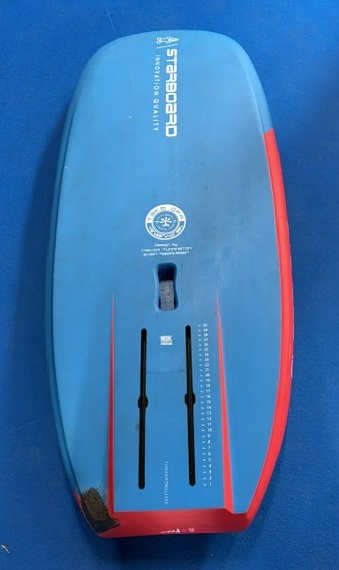 Starboard Take Off 4'6 x 22 Carbon med bag och stroppar (Begagnad)